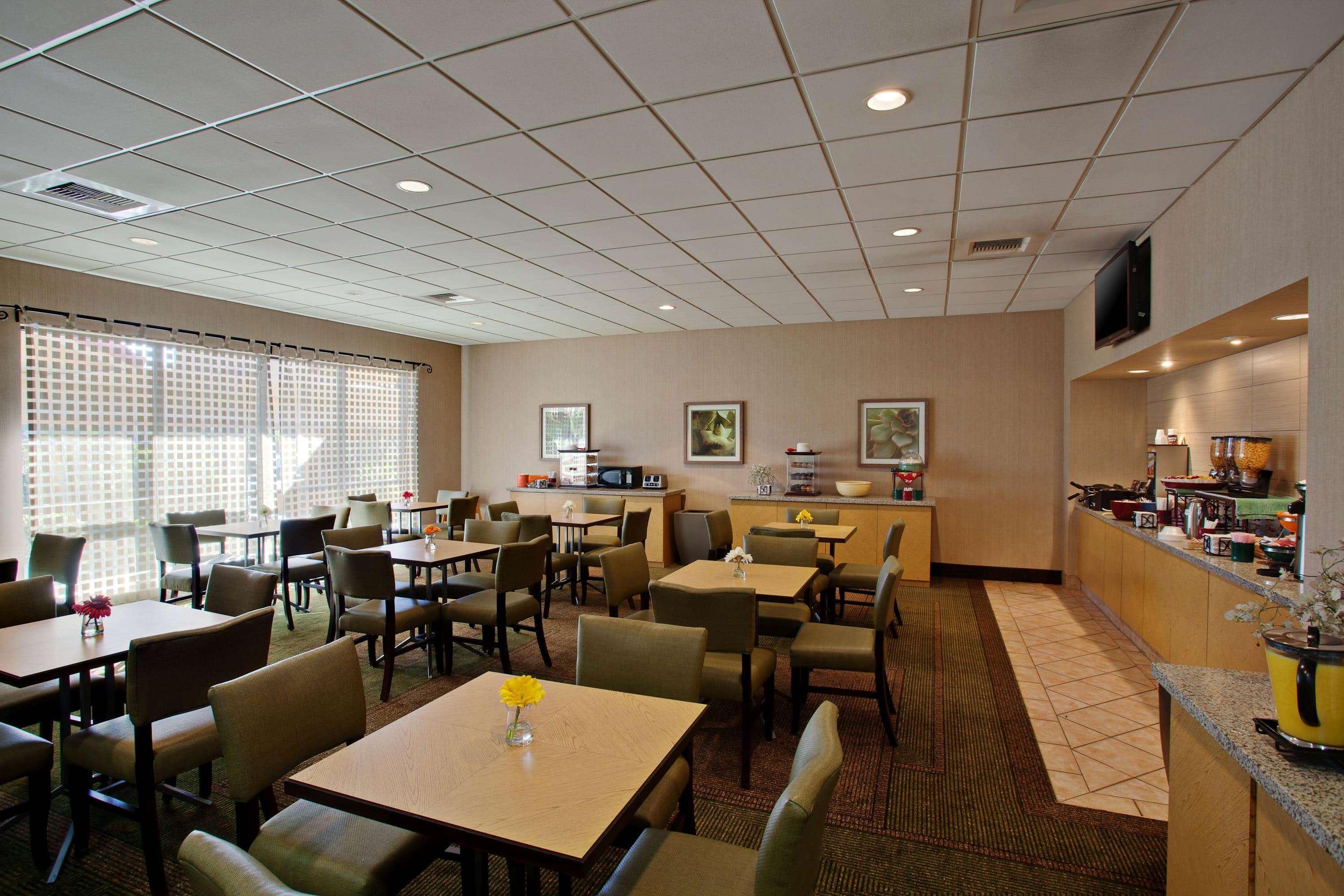 La Quinta Inn By Wyndham Phoenix North Restaurante foto